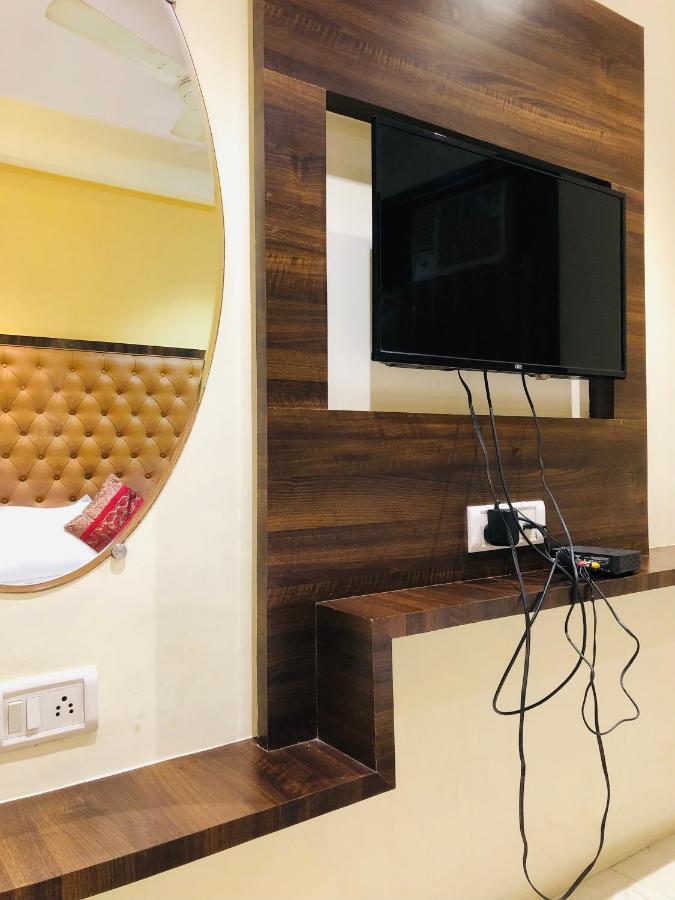 Hotel New Silver Elite Mumbai Exteriör bild