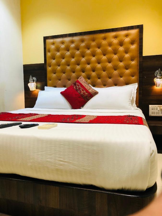 Hotel New Silver Elite Mumbai Exteriör bild
