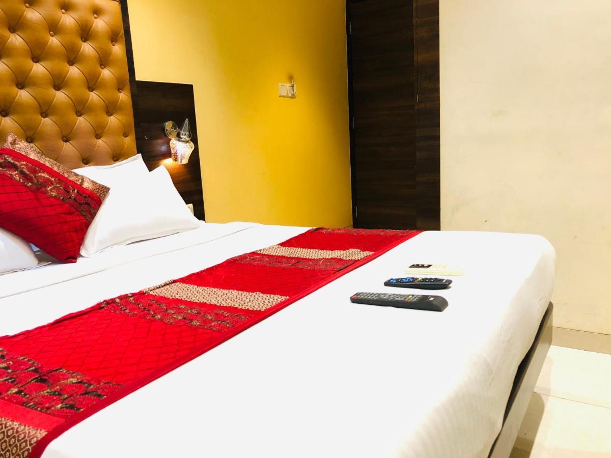 Hotel New Silver Elite Mumbai Exteriör bild